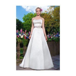 NWT Sincerity Wedding Dress #3872